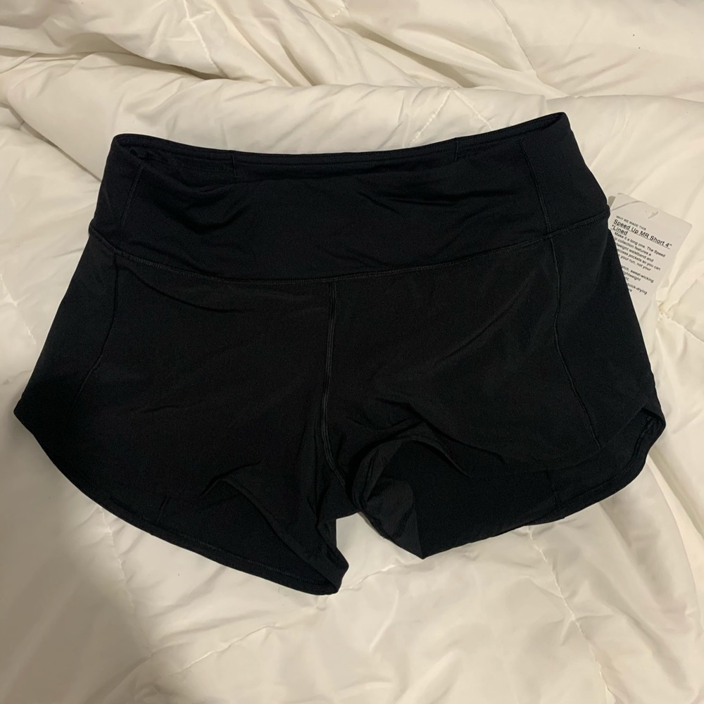 Lululemon speed up MR shorts 4”